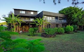 Hotel Uka Mana